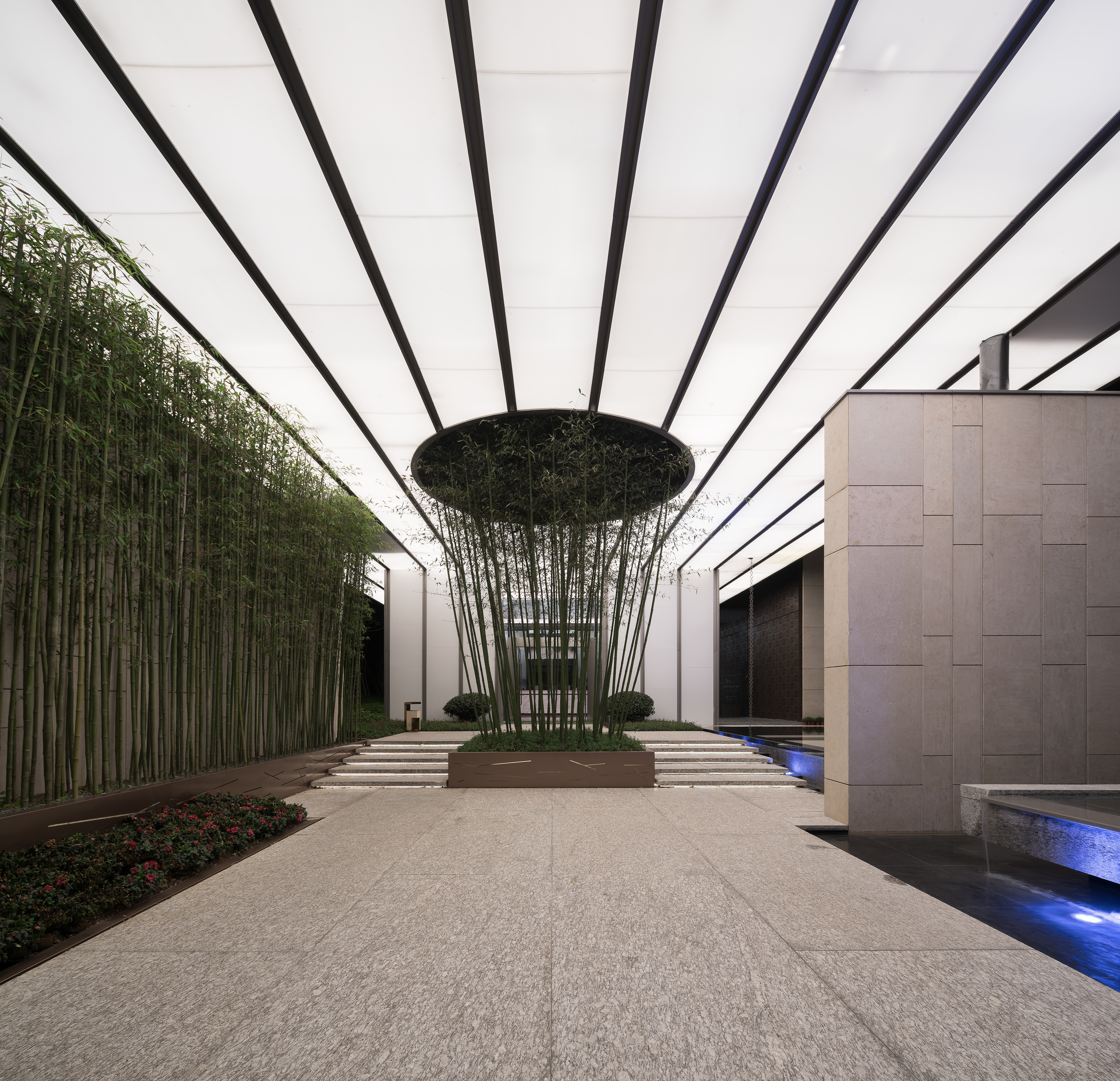 南京鲁能7号院学区,南京鲁能泰山7号院有湖吗