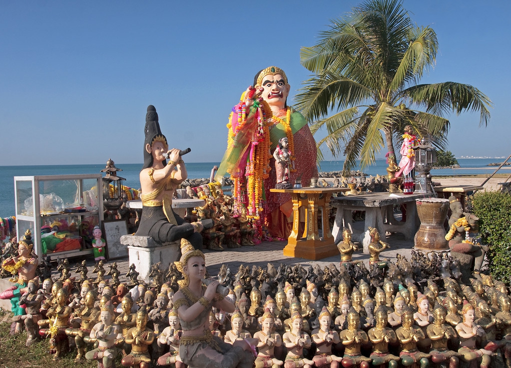 泰国占卜师传说,泰国占卜师死于非命