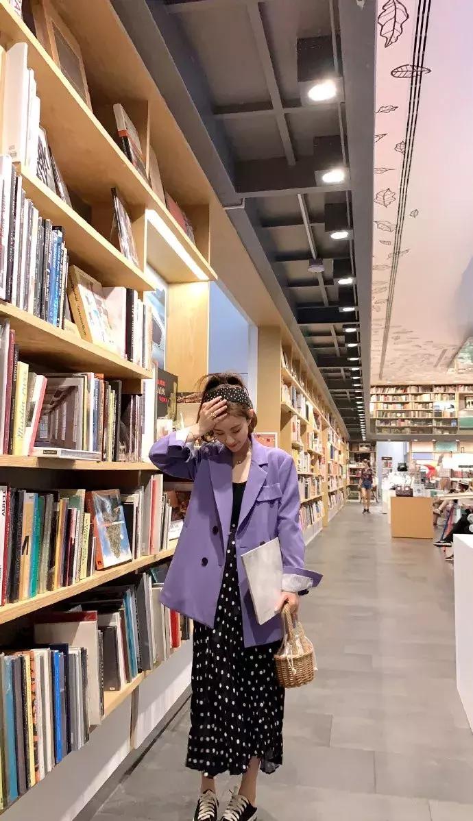 同一件衣服网上卖的价格不一样,网红店衣服真相