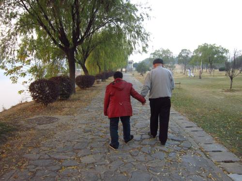 中国男人与日本男人长相差异,中国男人和日本男人对比