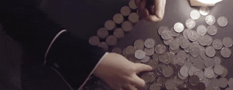 衣服全靠捡漏,33岁女孩抠出两套房