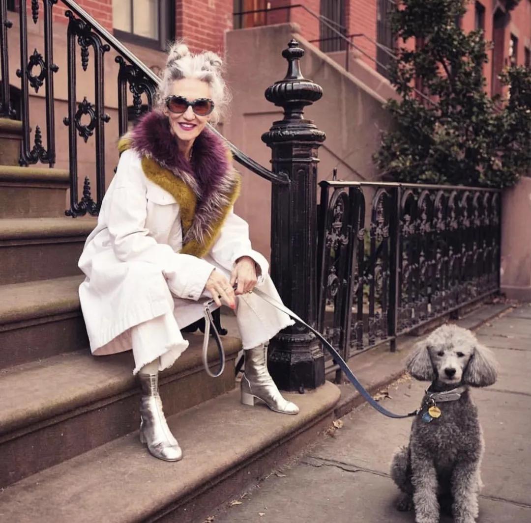 麦当娜50岁时穿衣打扮,61岁麦当娜自曝秀出美貌不减年华