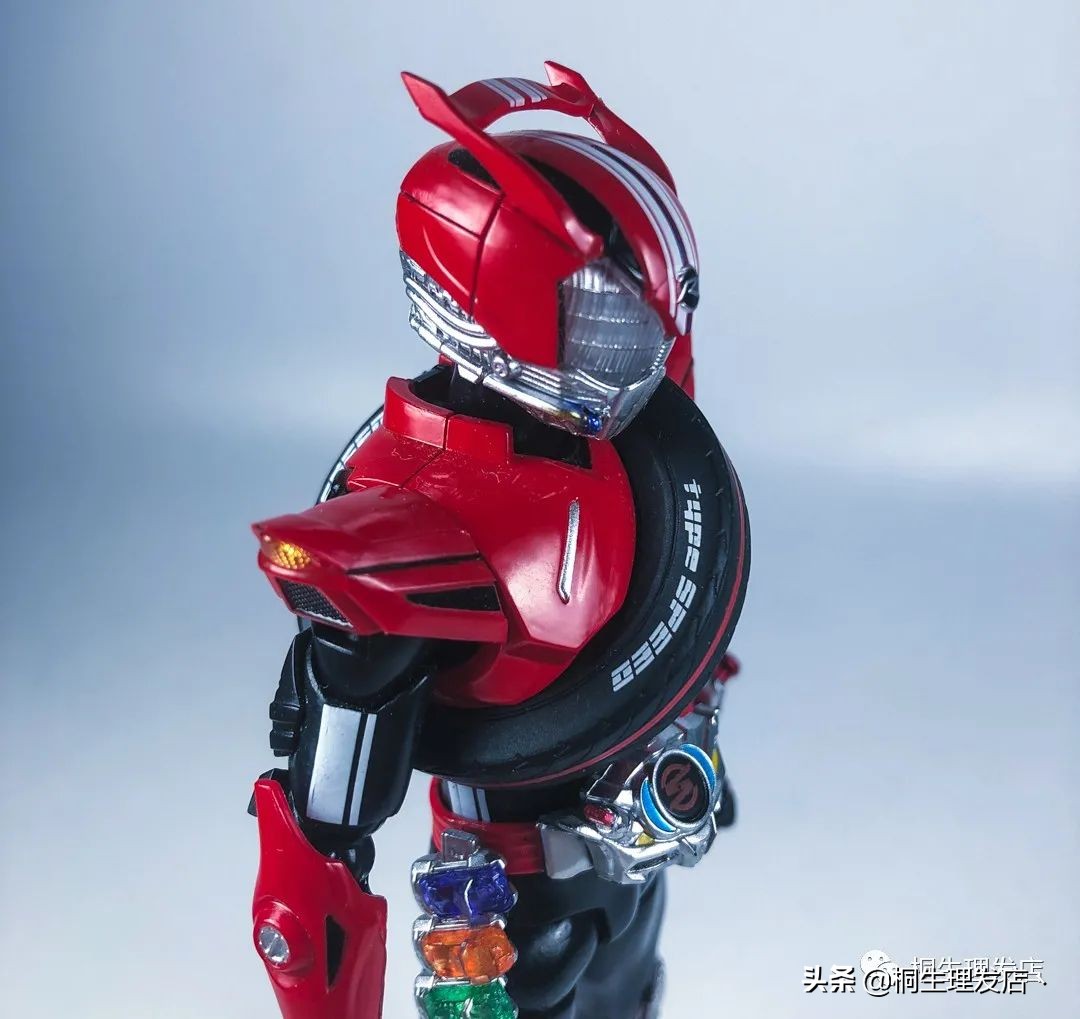 座驾最贵的假面骑士！假面骑士Drive驰骑shf测评