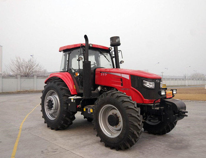 山东二手1804拖拉机,山东潍坊拖拉机1804多少钱