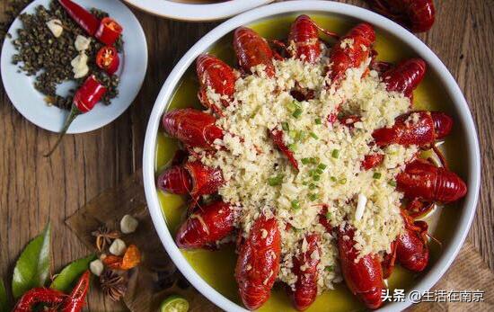 南京最出名的小龙虾虾尾,南京大牌档冰镇花雕小龙虾