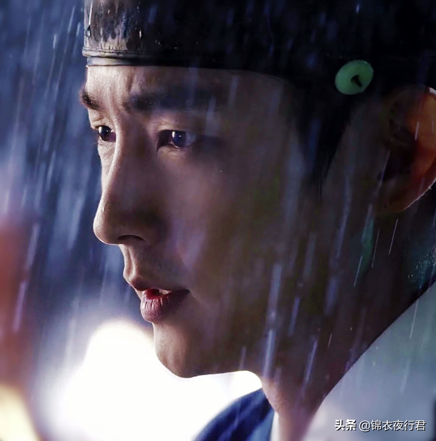 耳听爱情歌曲,耳听爱情铃声