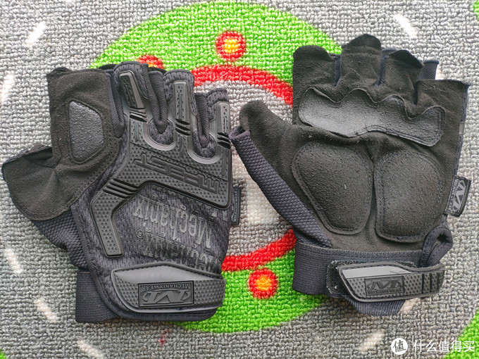 重庆工厂上班人,重庆骑自行车上班的人多么