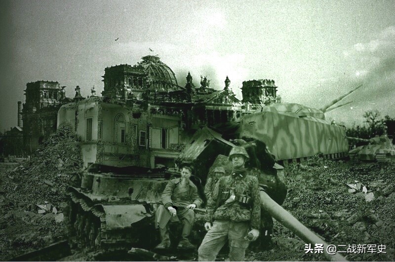 超大型巨炮坦克,陆地巡洋舰巨鼠坦克重达1000吨