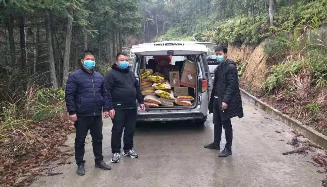 疫情暖心时刻,疫情防疫感动瞬间