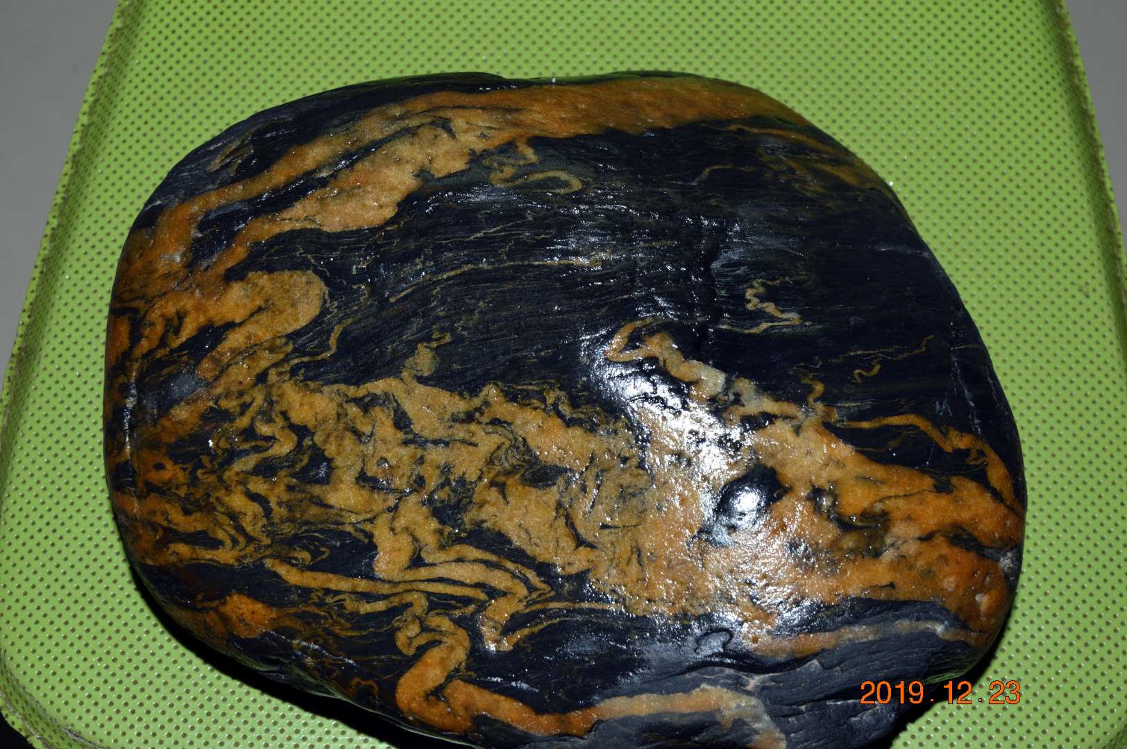 成交价最高的奇石是哪种,目前最高成交价的奇石