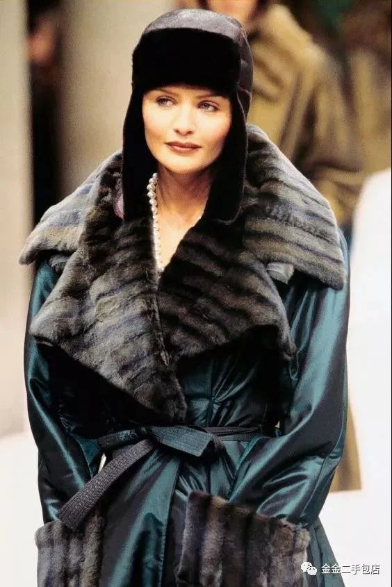 fendi真皮蜡,fendi皮草专柜价格