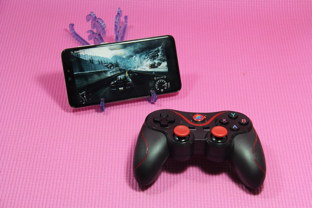 电视机秒变游戏机家用,智能电视可以变游戏机