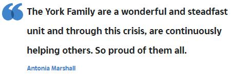 安德鲁王子久未露面，和前妻为临终关怀工作者送温暖，状态很健康