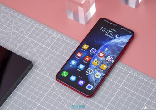 谁说打游戏硬件不重要？这款上分神器直降300元，男生们都爱它