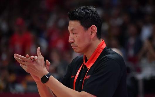 李楠教练简历,男篮主教练李楠简介视频