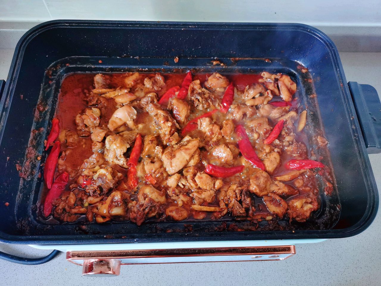 正宗的重庆烧鸡公做法,正宗重庆烧鸡公做法视频