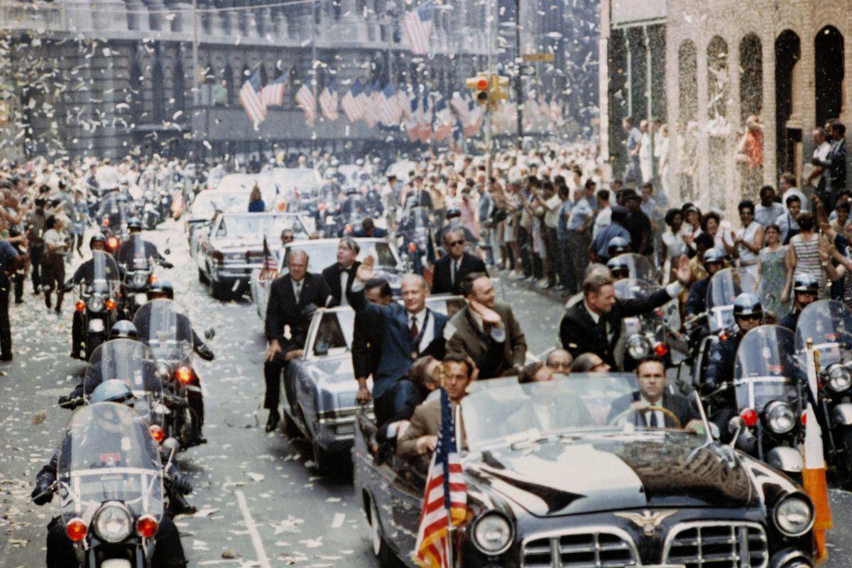 美国赠送给荷兰的月岩,美国送的月壤是真的假的