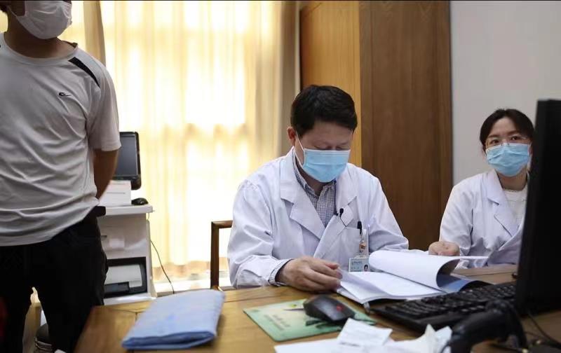 年轻人得风湿是遗传的原因吗,徐愿主任谈风湿