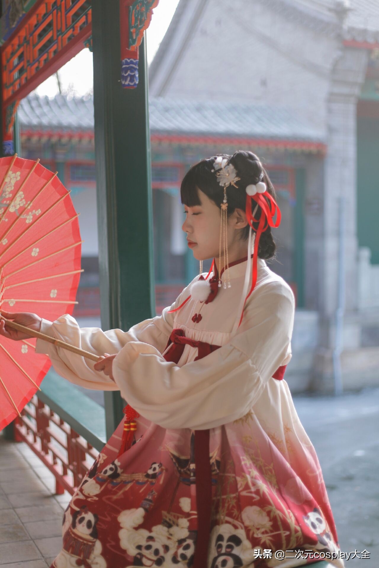 Lolita搭配造型，与对Lo裙的喜爱：专访入坑三年的lo娘