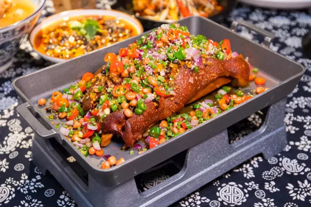 九龙坡巴国城景区,九龙坡中梁山5a景区具体在哪里