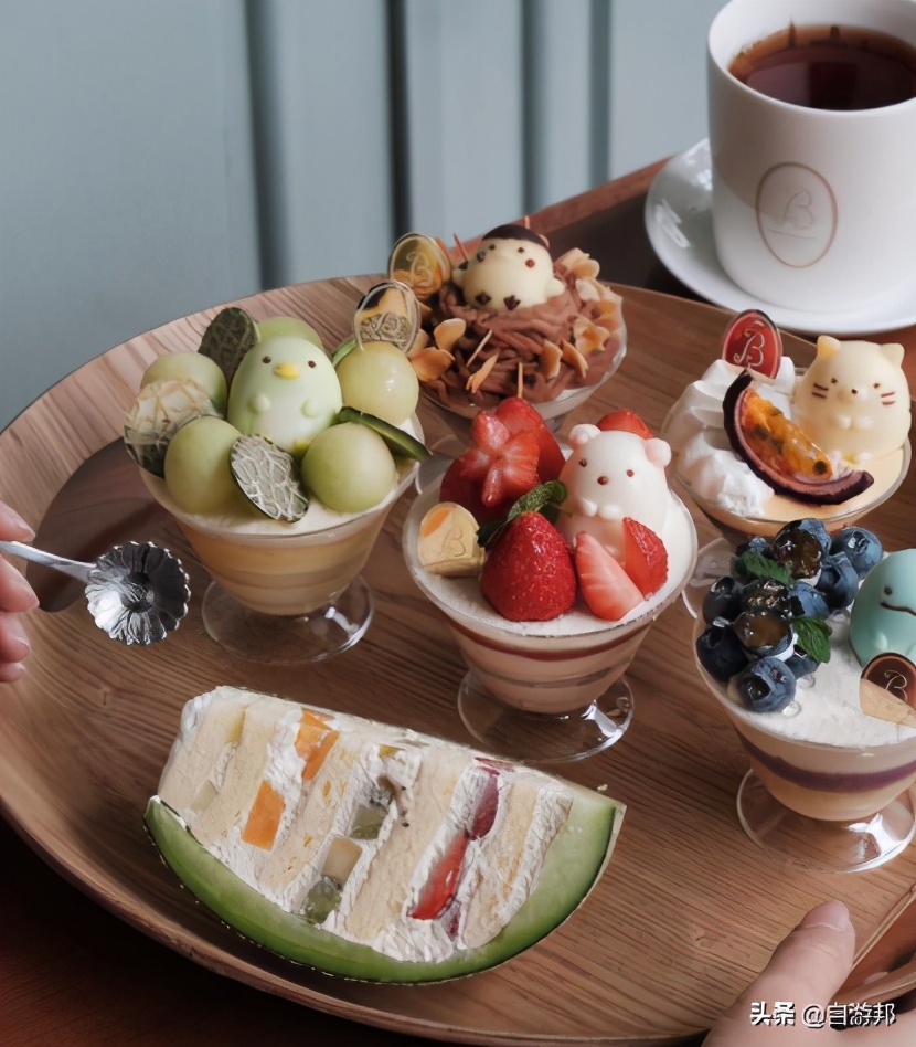 日系蛋糕可爱小猫,日本甜品卡通角落生物