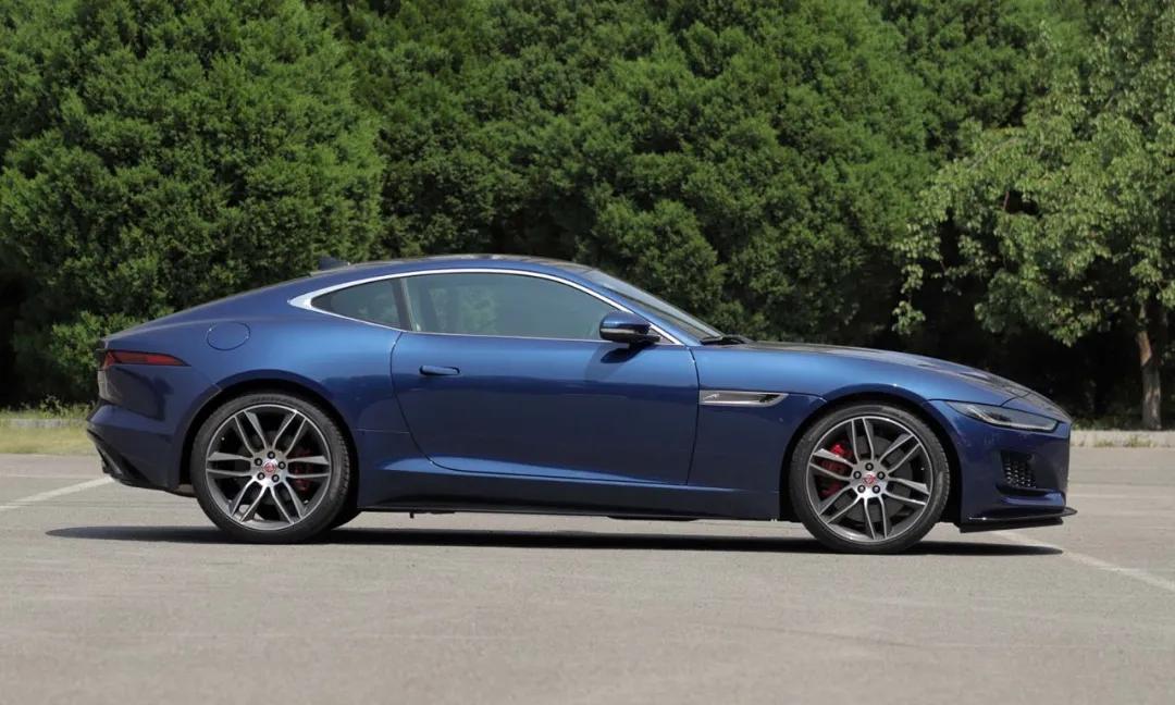 2018款3.0t捷豹f-type现车,捷豹f-type对比保时捷911