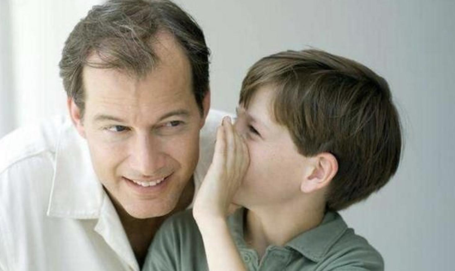 特别爱说话的孩子如何管教,孩子说话过分该如何教育