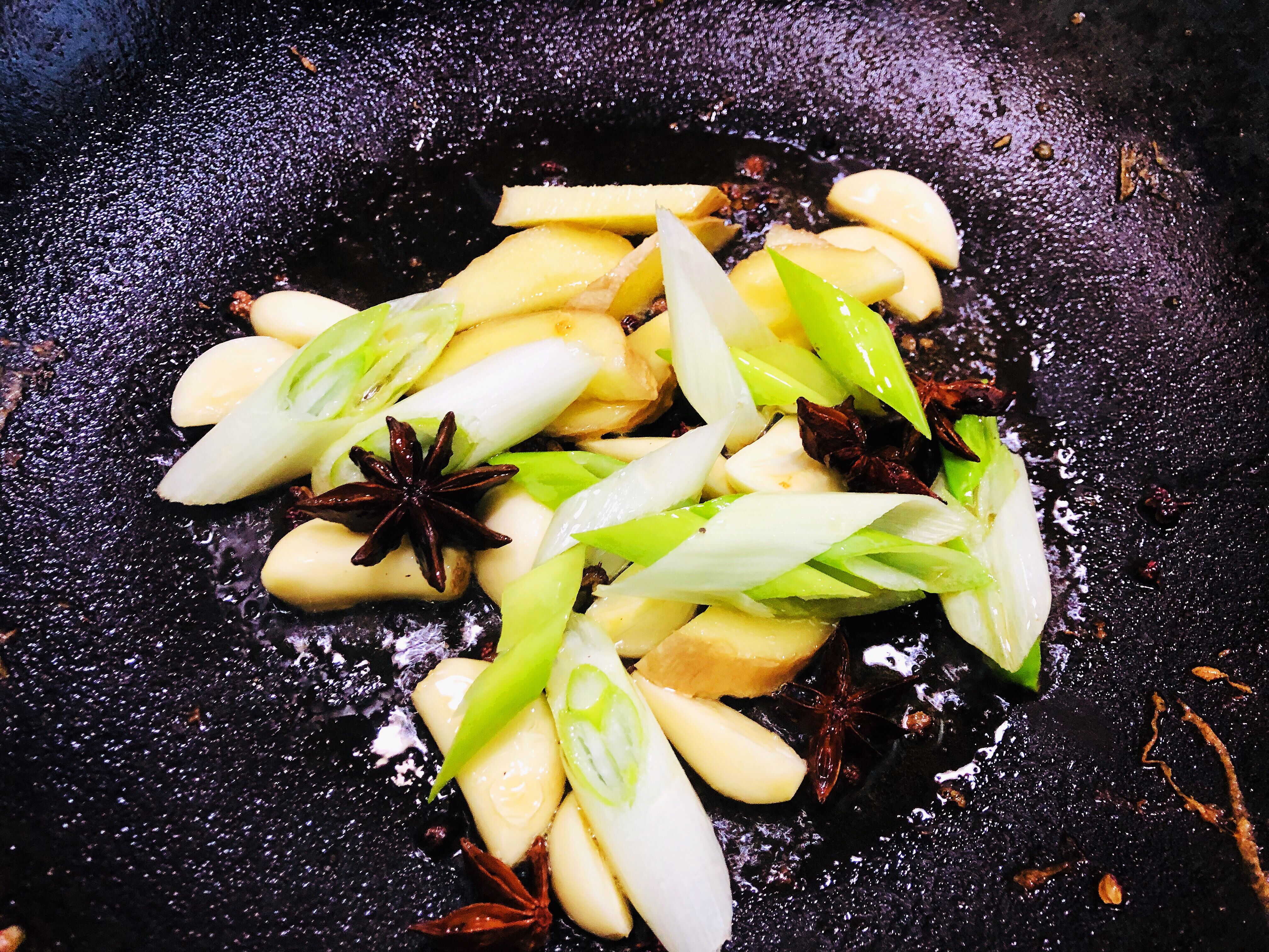 炖草鱼不放辣椒放白菜,白菜豆腐炖草鱼正宗做法