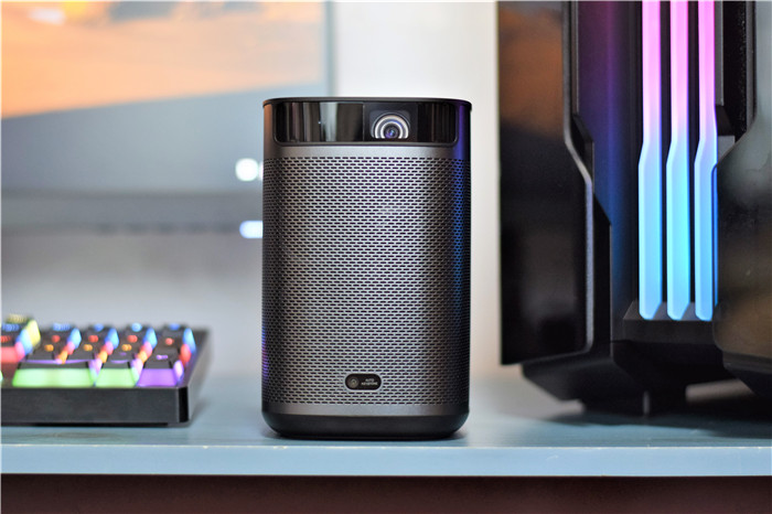 便携投影极米play超悦,极米play超悦版投影感觉有点歪