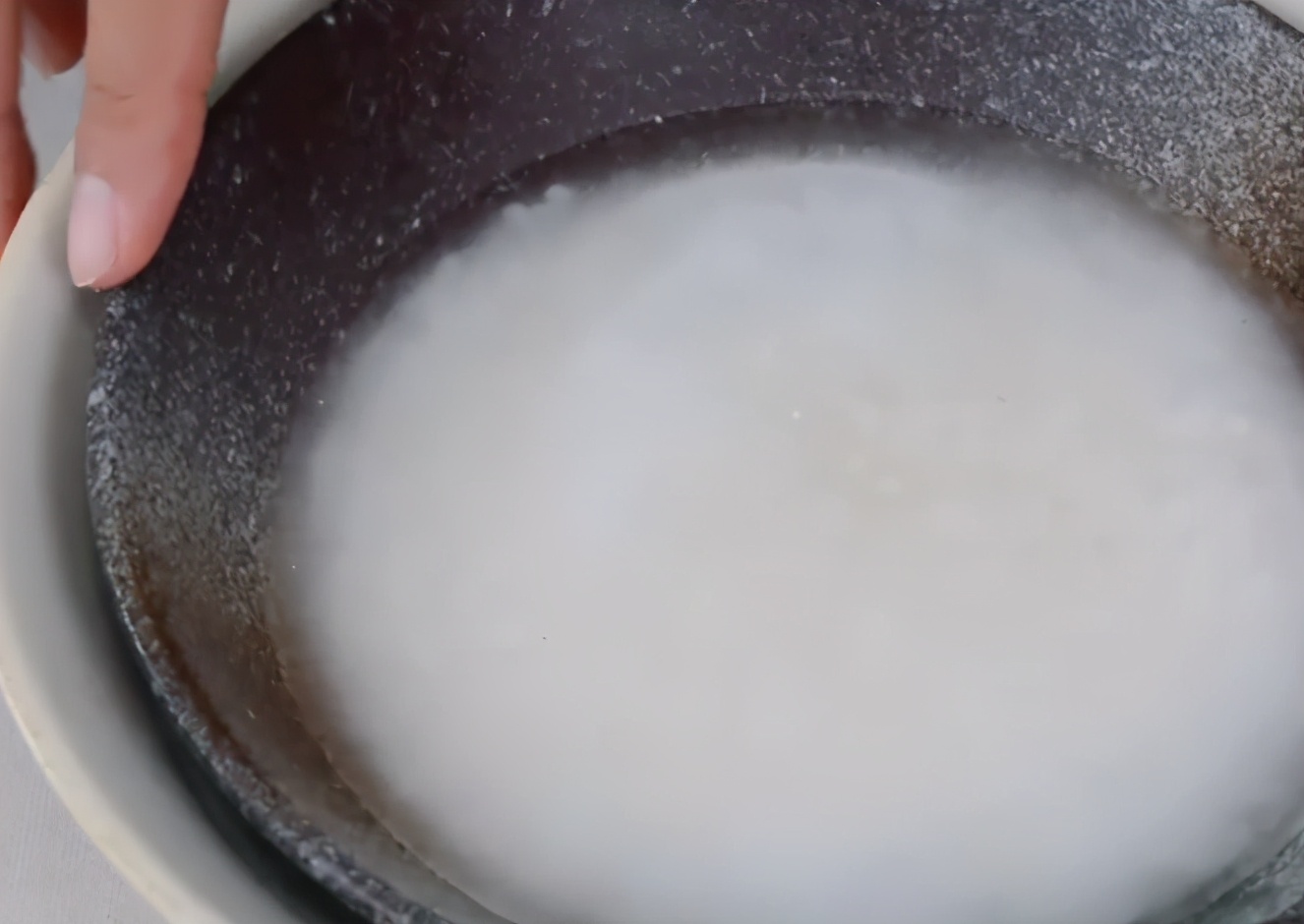 煮粥怎么煮才会有层次,煮粥的时候怎么不会溢出来