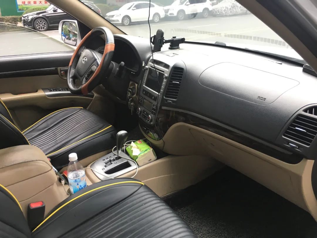 现代胜达和丰田汉兰达哪个好,现代老款胜达经典车主真实感受