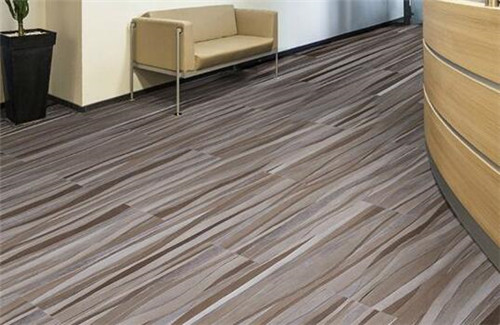 地板胶和地板胶哪个耐用,地板胶怎么铺才好看