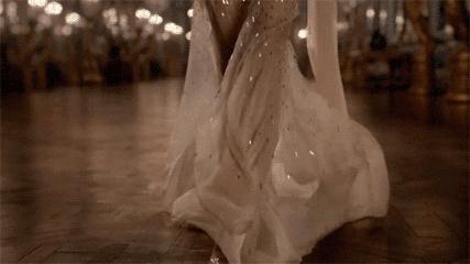 我忍住了背LV挤地铁的冲动，换了2套房产！年轻请远离奢侈品...