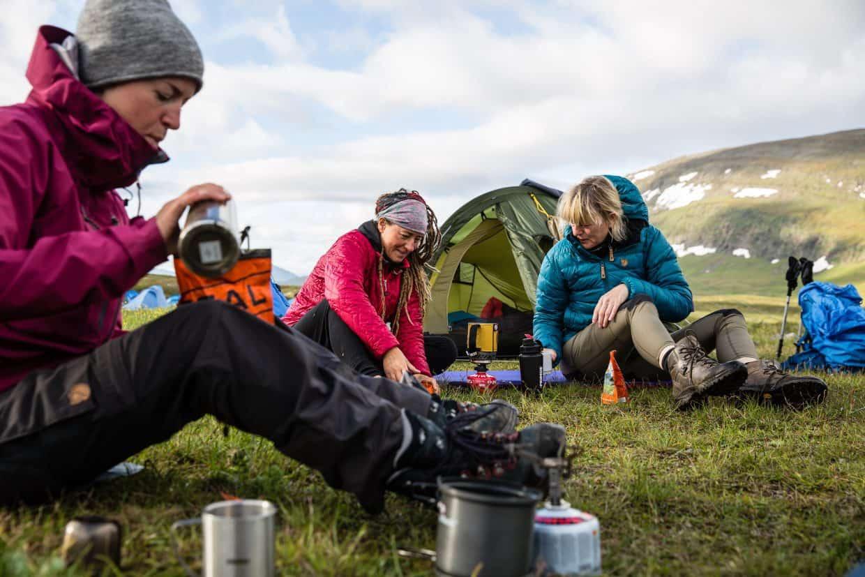 露营最实用的物品,露营睡觉必备物品有哪些