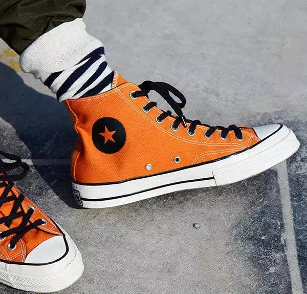 开春最近比较火的鞋,开春最值得买的鞋子