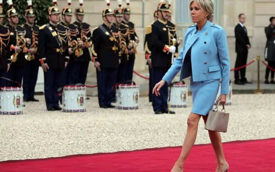 布里吉特同款lv包,布里吉特和lv