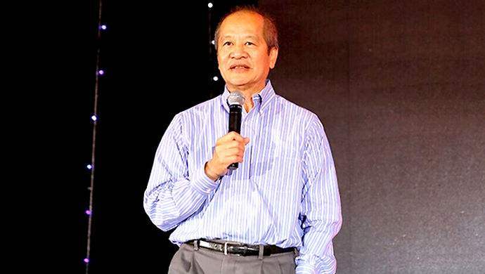 马云的人生转折点在哪里,马云人生中的两大贵人