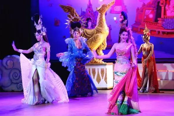 娶一个“变性人”当老婆是什么体验?还挺漂亮