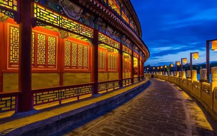 怎样拍古建筑物好看,给女朋友拍古建筑照片技巧