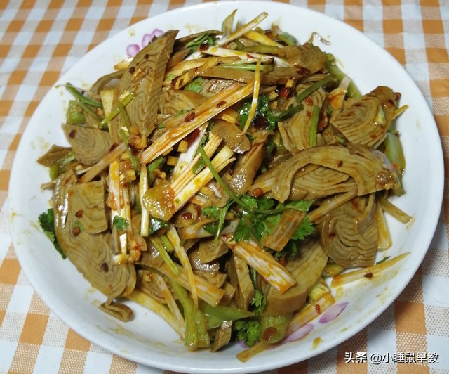 凉拌火腿怎么调的好吃,凉拌菜里的素火腿是怎么做的