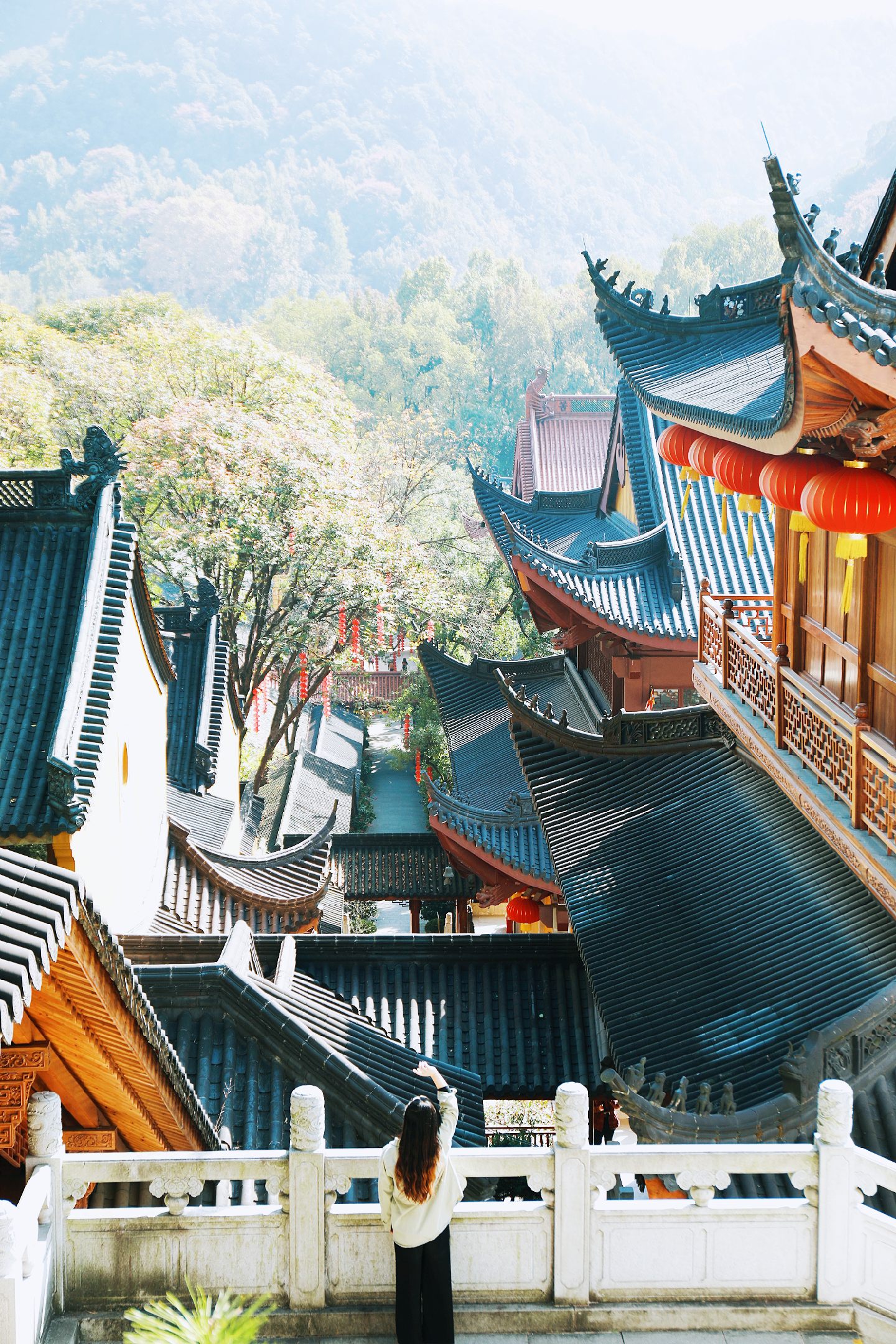 杭州有代表性纪念品,杭州最受年轻人欢迎的寺院