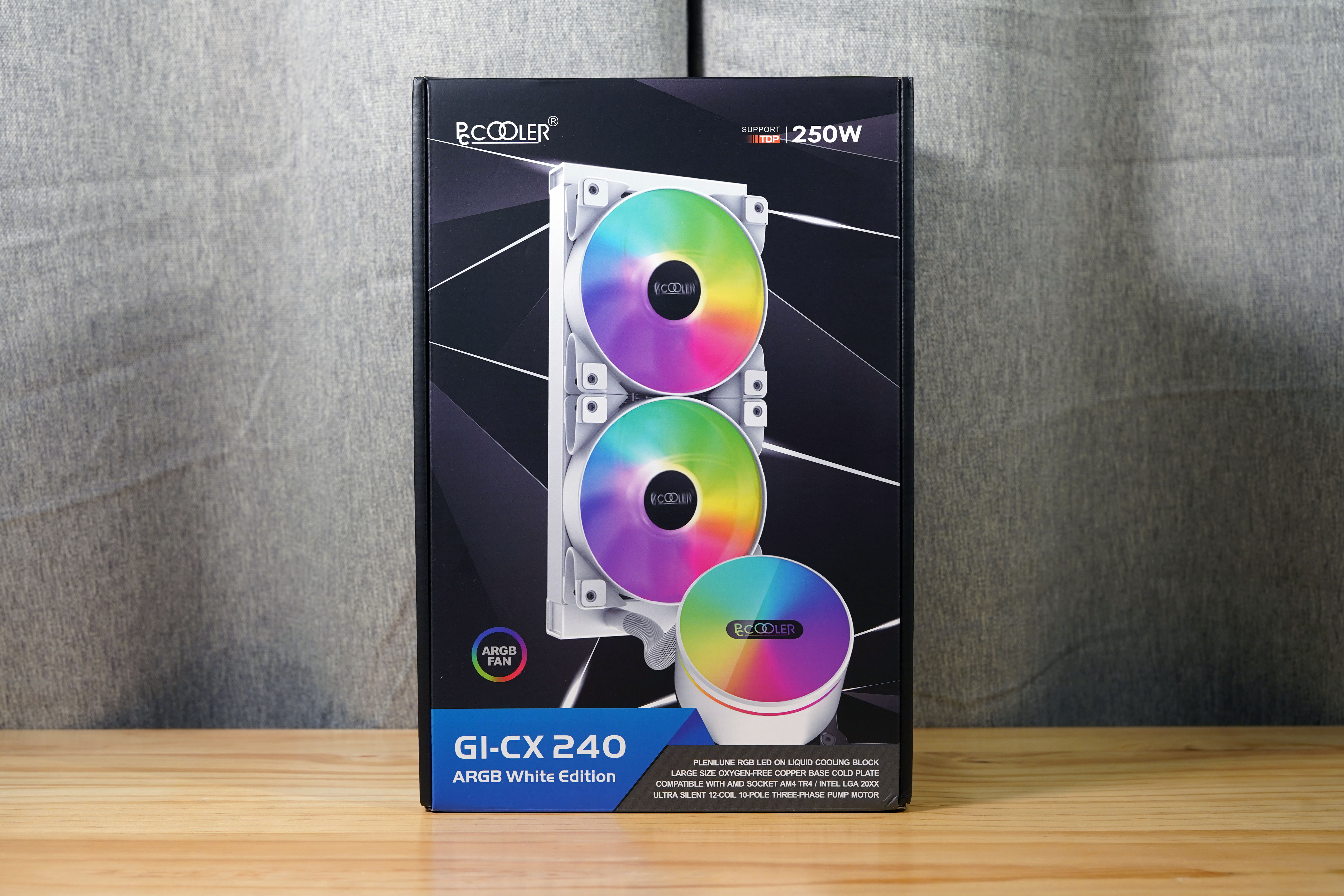 超频三白色光域机箱散热怎么样,超频3光愈2机箱测评