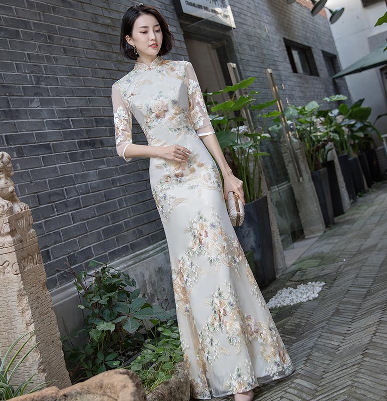 旗袍可以诠释各种美,风姿绰约温婉优雅的旗袍美女