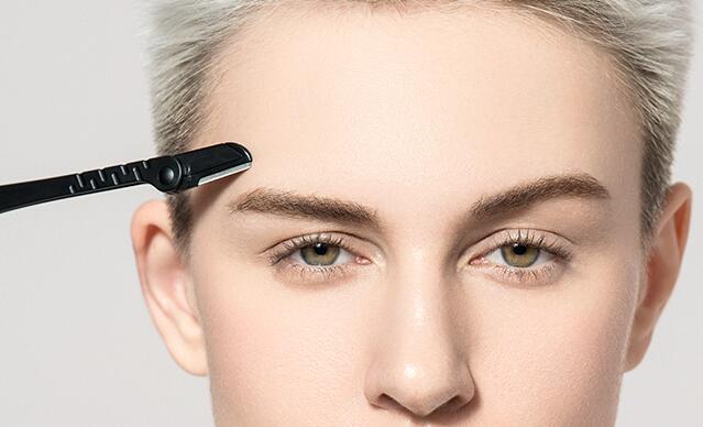 怎么自己修眉毛教程视频,如何自己正确修眉毛