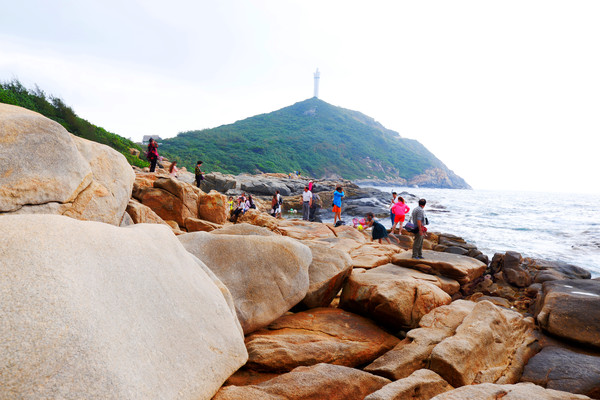 幸亏我来了再不来素材就没了,海南月亮湾的夜晚