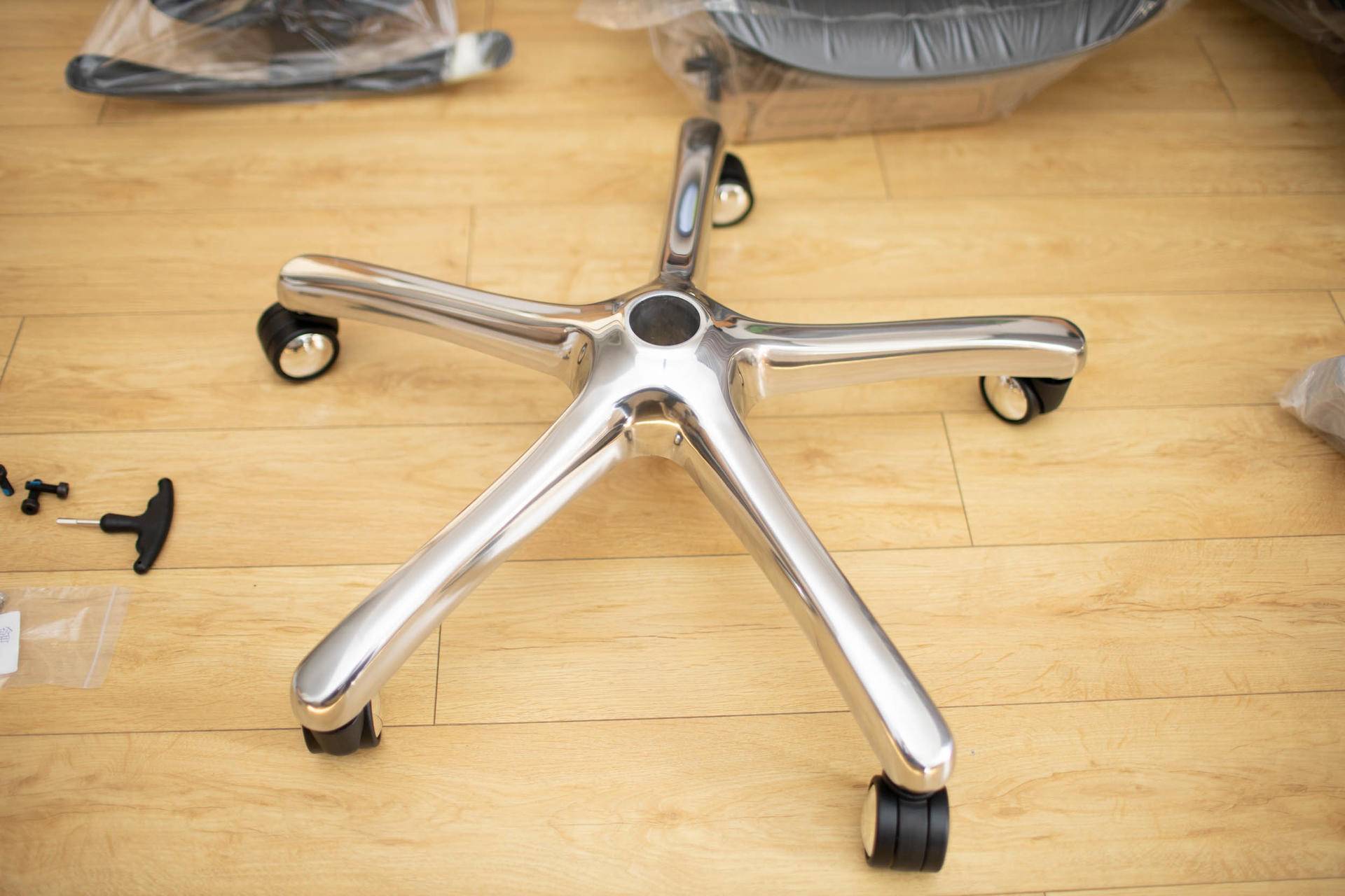 旗舰级人体工学椅,高端人体工程学椅