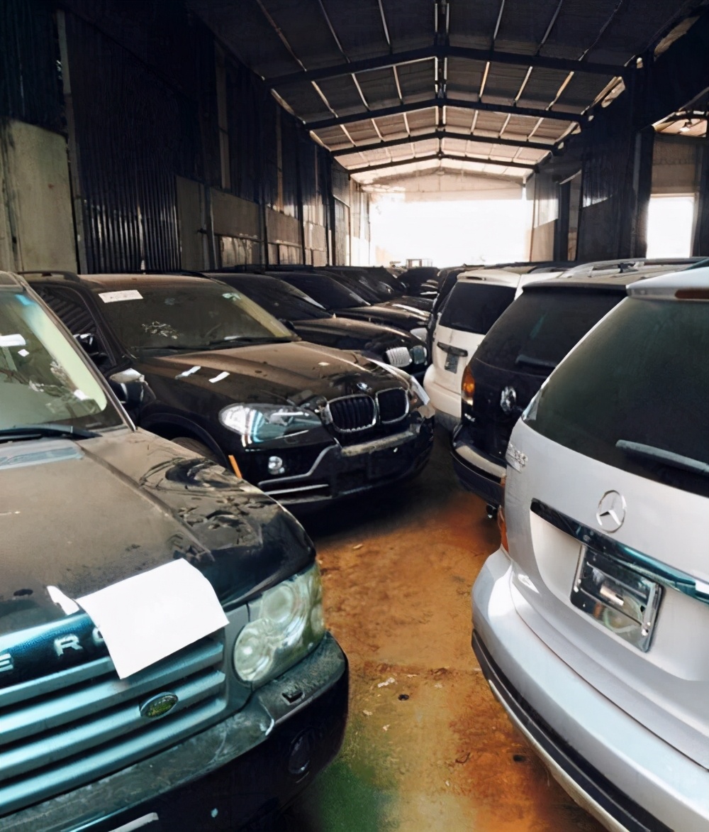 劳斯莱斯国外国内售价,700万劳斯莱斯越南