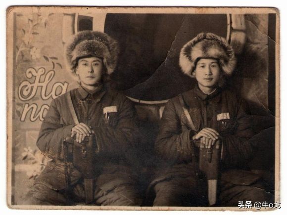 驳壳枪木质枪套玩具,驳壳枪和牛皮枪套的合体叫什么