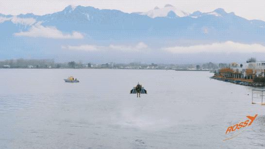 迪拜土豪新玩具无人机送你上天,迪拜喷气机起飞