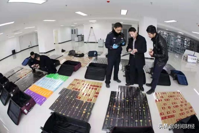 湖北破获1.5亿“制贩假烟案”:假烟疑来自福建云霄一台卷烟机日赚3万